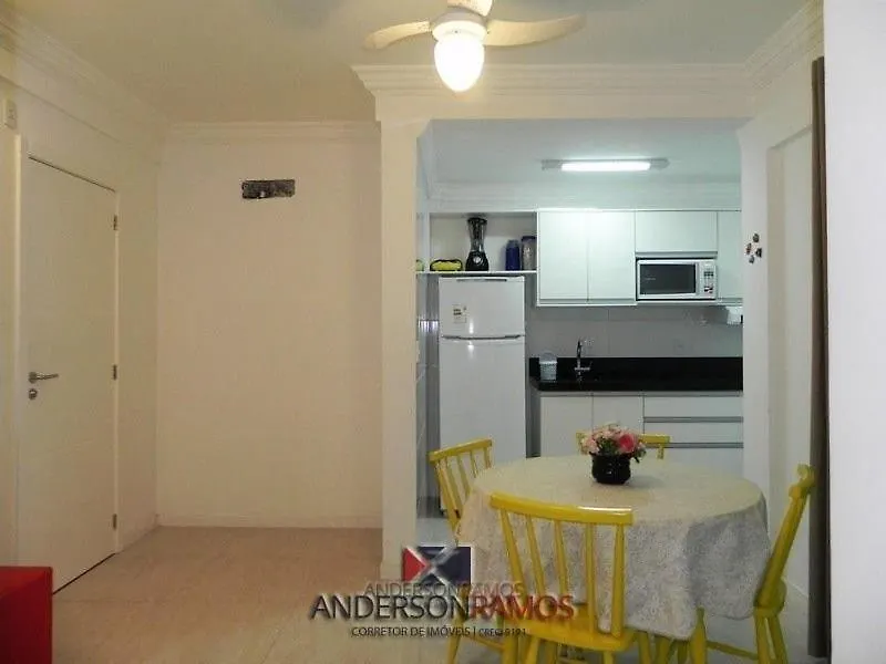 1055 - Apartamento Para Locacao Em Bombinhas - Residencial Atalanta Apto 204 B Apartment